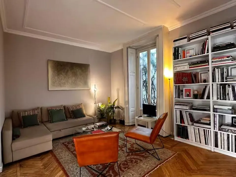 Appartement Readmyhostprofile! Luxury 4 Bedroom Penthouse Near Duomo Milan