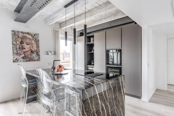Appartement Readmyhostprofile! Luxury 4 Bedroom Penthouse Near Duomo Milan Italie